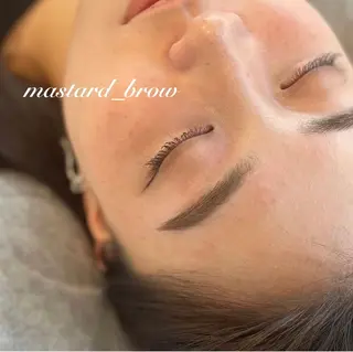 アイブロウ MASTARD SPA所属・MASTARD BROWの眉毛・アイブロウイメージ