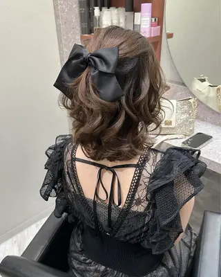 ミディアム カラー ヘアアレンジ autre所属・大久保 ひでなりのヘアスタイル