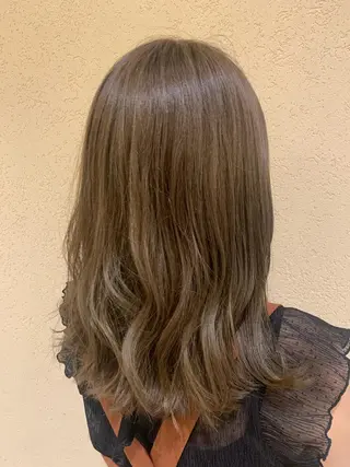 ミディアム カラー シャドールーツ美容師 篠原康太のヘアスタイル