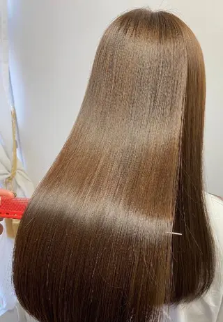ロング Ainoasoins水道橋店所属・伊達 紫月のヘアスタイル