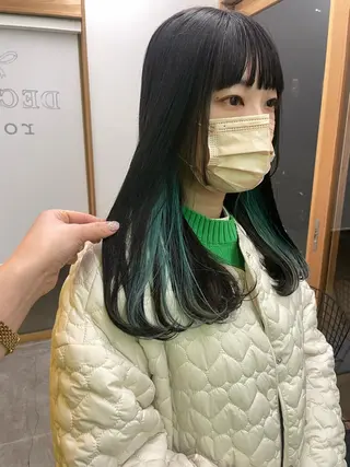 セミロング カラー 中山 まどかのヘアスタイル