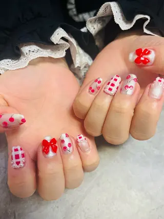 ネイル Felice所属・ベテランネイル cnc nailのネイルデザイン