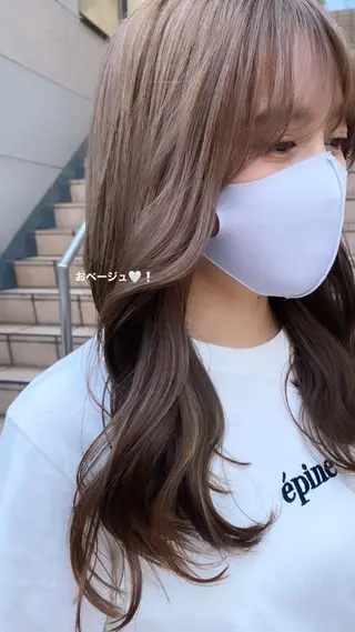 セミロング カラー タカノ ノゾミのヘアスタイル