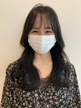 セミロング SiiＱbyLuca所属・鈴木 まりやのヘアスタイル