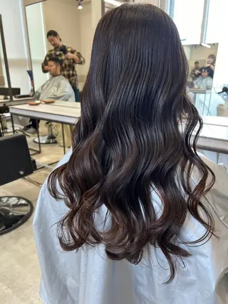 ロング カラースペシャリスト ・齊藤 羽瑠輝のヘアスタイル