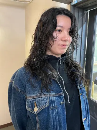 ロング パーマ 安部佑哉/ハイトーン /レイヤー/グランジのヘアスタイル