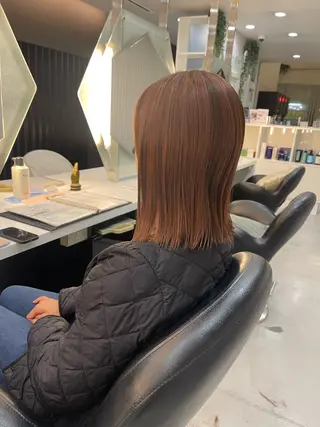 セミロング 超透明感カラー🦋韓 国羽エクステ🪽🫧のヘアスタイル