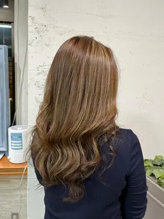 ミディアム カラー Froom🌻 村上夏菜のネイルデザイン