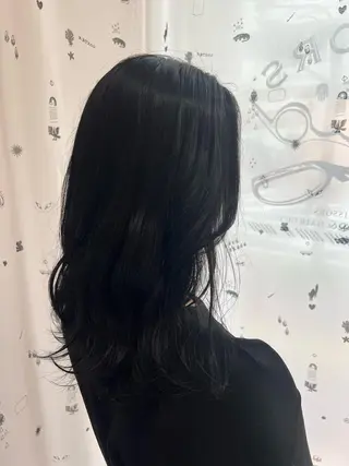 セミロング カラー haru .のヘアスタイル