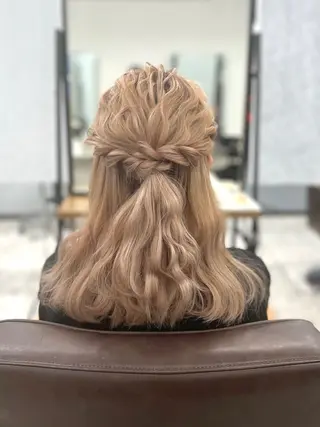 セミロング レディース人気 🦊菅谷のヘアスタイル