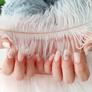 ネイル YUYI.nail salon所属・Mi Naのネイルデザイン