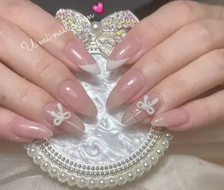 ネイル U·Mi nail salon所属・U·MI 長さ出し専門店のネイルデザイン
