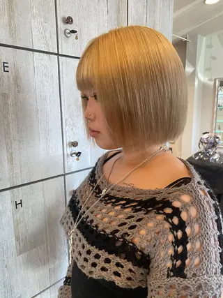 ショート あいさ🤍ムラ無しカ ラー🤍のヘアスタイル