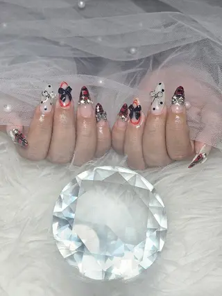 ネイル lisse所属・京免 もものネイルデザイン