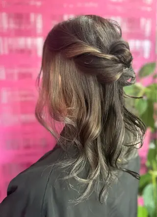 セミロング 横山 千春のヘアスタイル