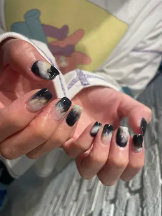 ショート m kaori𓃟のネイルデザイン