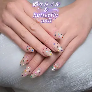 ネイル 蝶々ネイル サロンのネイルデザイン
