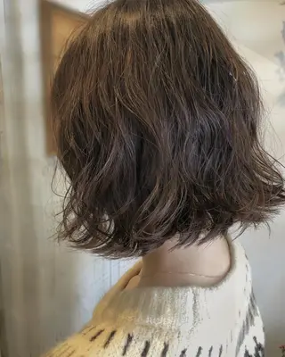 ミディアム roka ノゾミのヘアスタイル