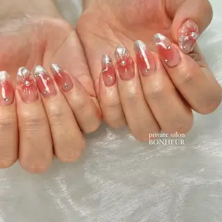 ネイル BONHEUR Annaのネイルデザイン