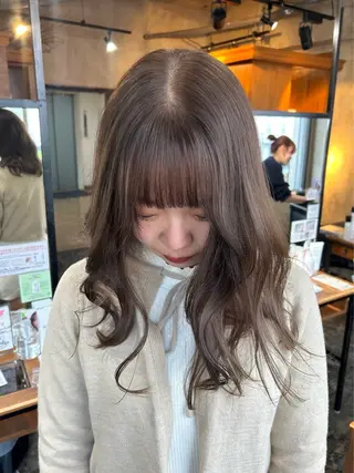 セミロング カラー Friista color所属・moe🎀 梅田美容室のヘアスタイル
