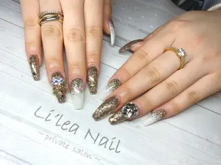 ネイル Li'leaNail AINAのネイルデザイン