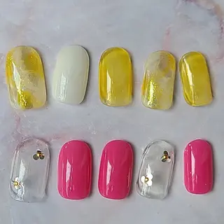 ネイル 6RokuHair（ロクヘアー)所属・門川 茉奈美のネイルデザイン