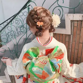 ミディアム カレンダー 弁天町Tomoのヘアスタイル