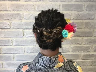 ミディアム ヘアアレンジ la fith所属・rico_by ヘアとアイブロウのヘアスタイル