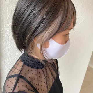 ショート カラー 入江 志穂のヘアスタイル