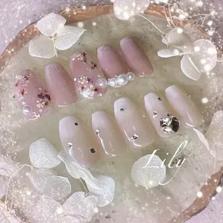 ネイル Nailsalon Lilyのネイルデザイン