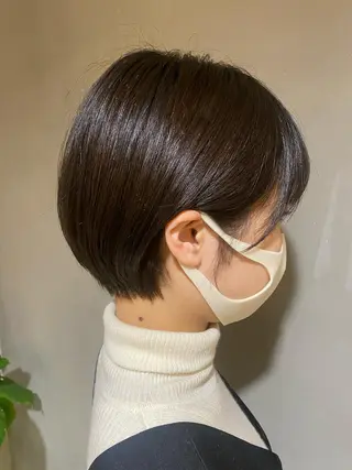 ショート ボブ/透明感カラー 岸本涼奈のヘアスタイル