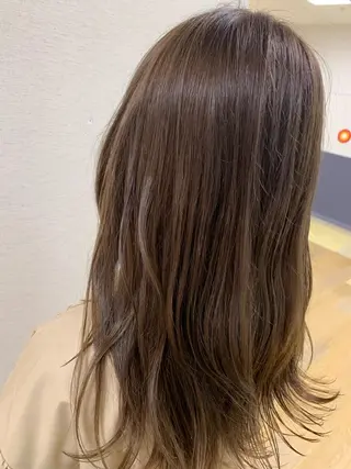 ロング カラー 高橋友里亜 /フリーランスのヘアスタイル