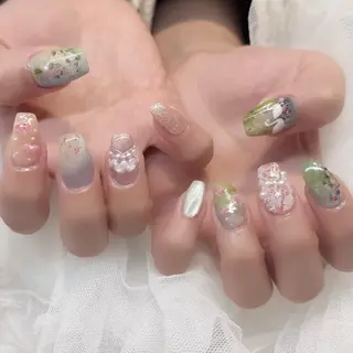 ネイル 新井 ひなののネイルデザイン