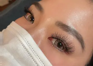 マツエク・マツパ private salon SOU所属・ﾄｰﾀﾙｾﾗﾋﾟｽﾄ MANAのマツエク・マツパデザイン