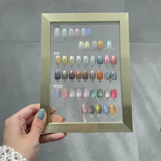 ネイル kiruna living所属・kiruna yumiのネイルデザイン