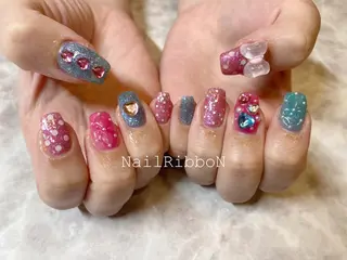 ネイル ネイルリボン 受付スタッフのマツエク・マツパデザイン