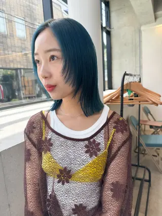 ショート カラー ヘアアレンジ ミニボブ/ブリーチ 🌈MISATOのヘアスタイル