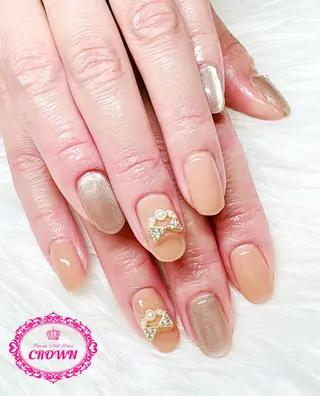 ネイル CROWN プライベートサロンのネイルデザイン