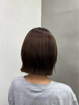 ミディアム 中山 琴葉のヘアスタイル
