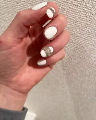ミディアム ネイル RIONnail(リオンネイル)所属・RIONnail Yurikaのネイルデザイン