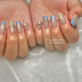 ネイル BONHEUR Annaのネイルデザイン