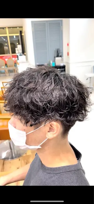 パーマ メンズ 波巻きスパイラル 近藤剛　浦和のヘアスタイル