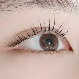 マツエク・マツパ EYE405河原町店所属・牧野 由奈のマツエク・マツパデザイン