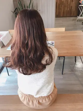 セミロング カラー M.arc 【マーキ】のヘアスタイル