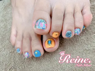 ネイル Nailsalon Reine所属・玉栄 伶奈のネイルデザイン
