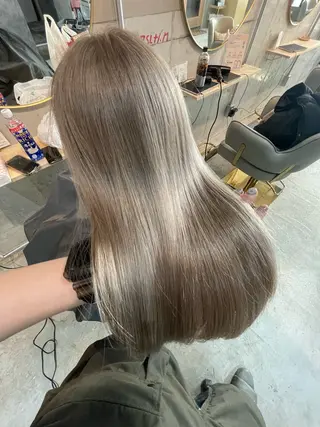 ロング QOO 戸越銀座所属・岩田 梨沙のヘアスタイル