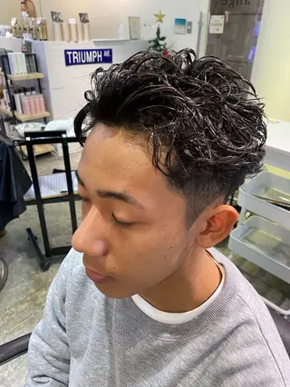 パーマ メンズ パーマ特化/フェザー パーマシャドウ/真生のヘアスタイル