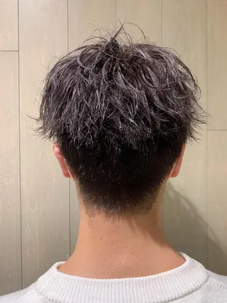 カラー 糟谷 慈英のヘアスタイル