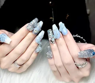 ネイル Hi Beauty 渋谷(ネイル、ハイパーナイフ6、脂肪れいきゃく、マッサージ&エステサロン)所属・Hi beauty 渋谷のネイルデザイン