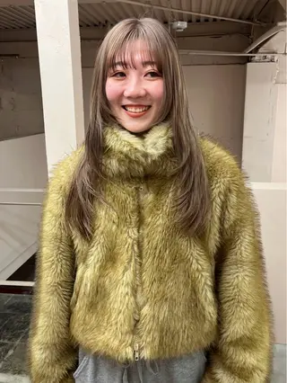 ロング iru所属・mi kiのヘアスタイル